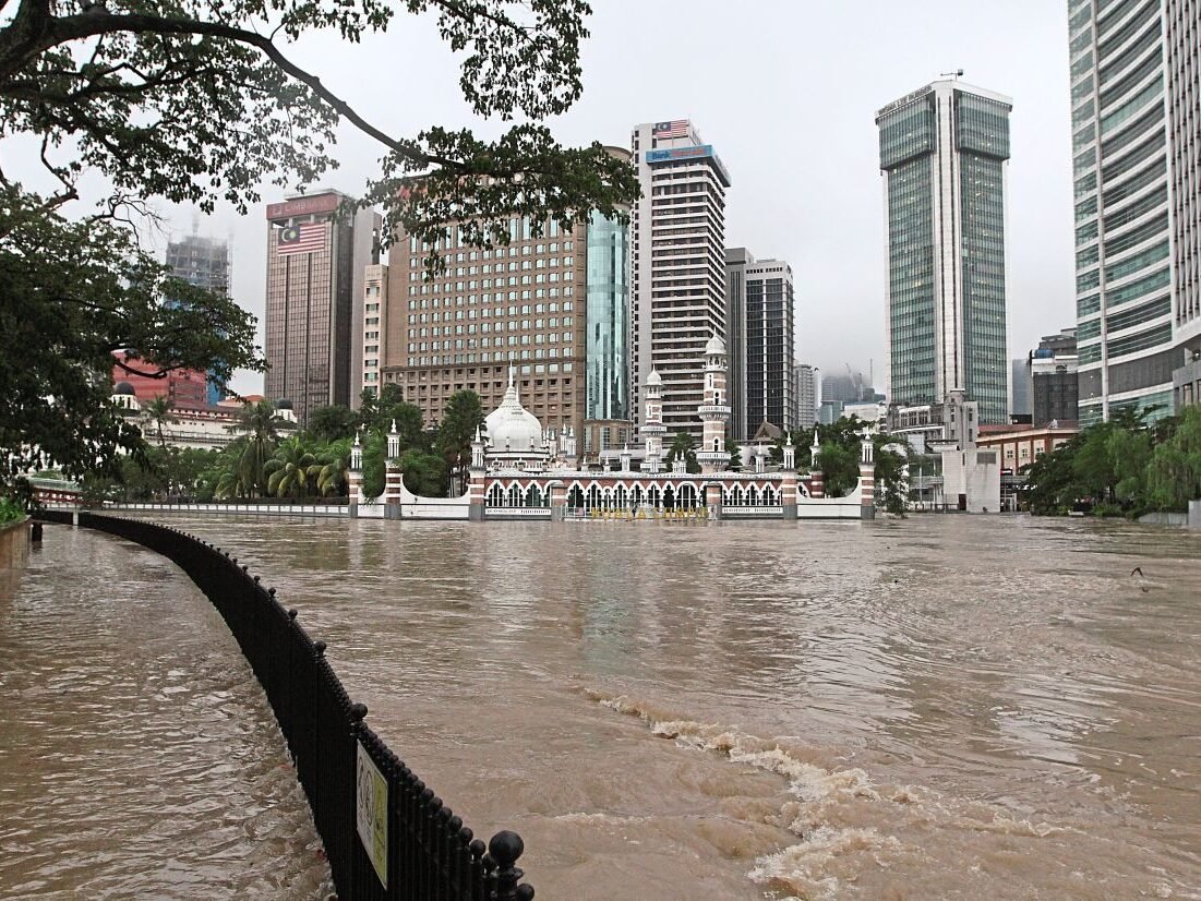 Luxury Car Rental Kuala Lumpur