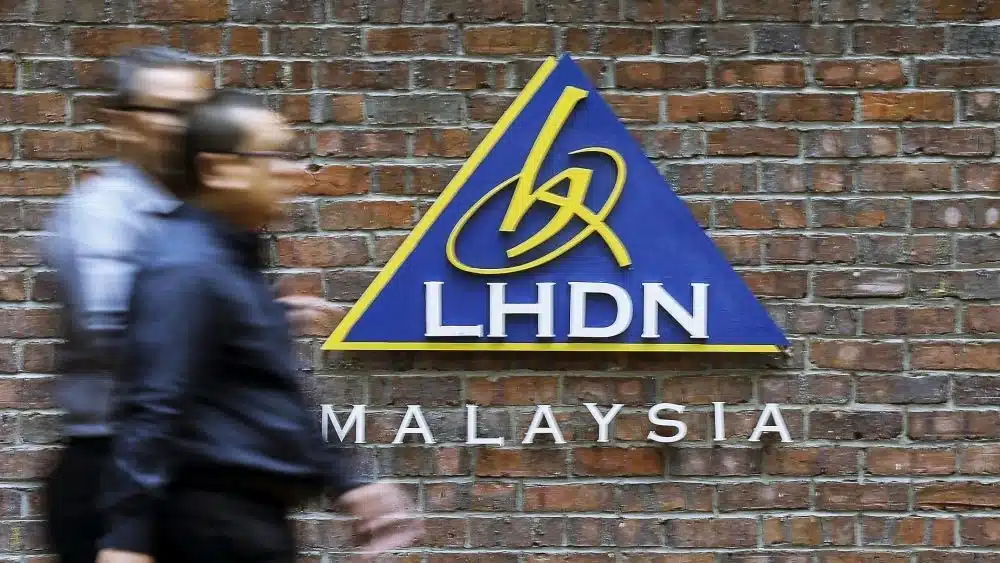 "How do I know if a private trustee company is actually safe?"