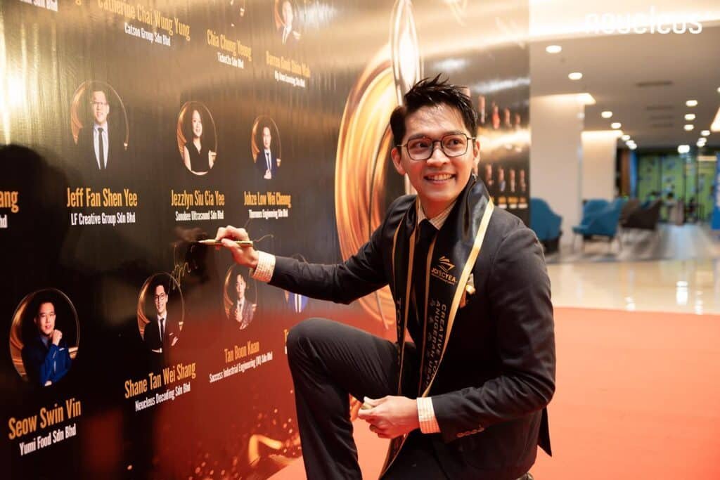 Dr. Shane Tan Neucleus